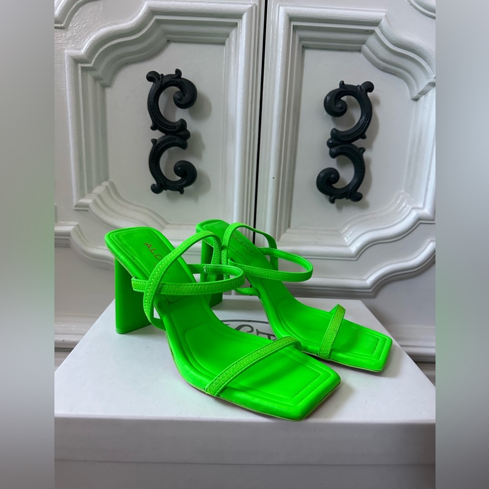 Aldo bright green sandals